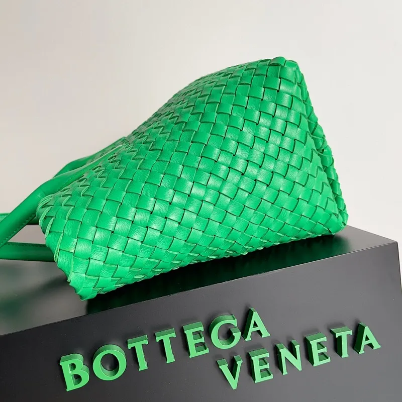All categories 💚 Authentic bags 💚 BV 2025 new BV handbags